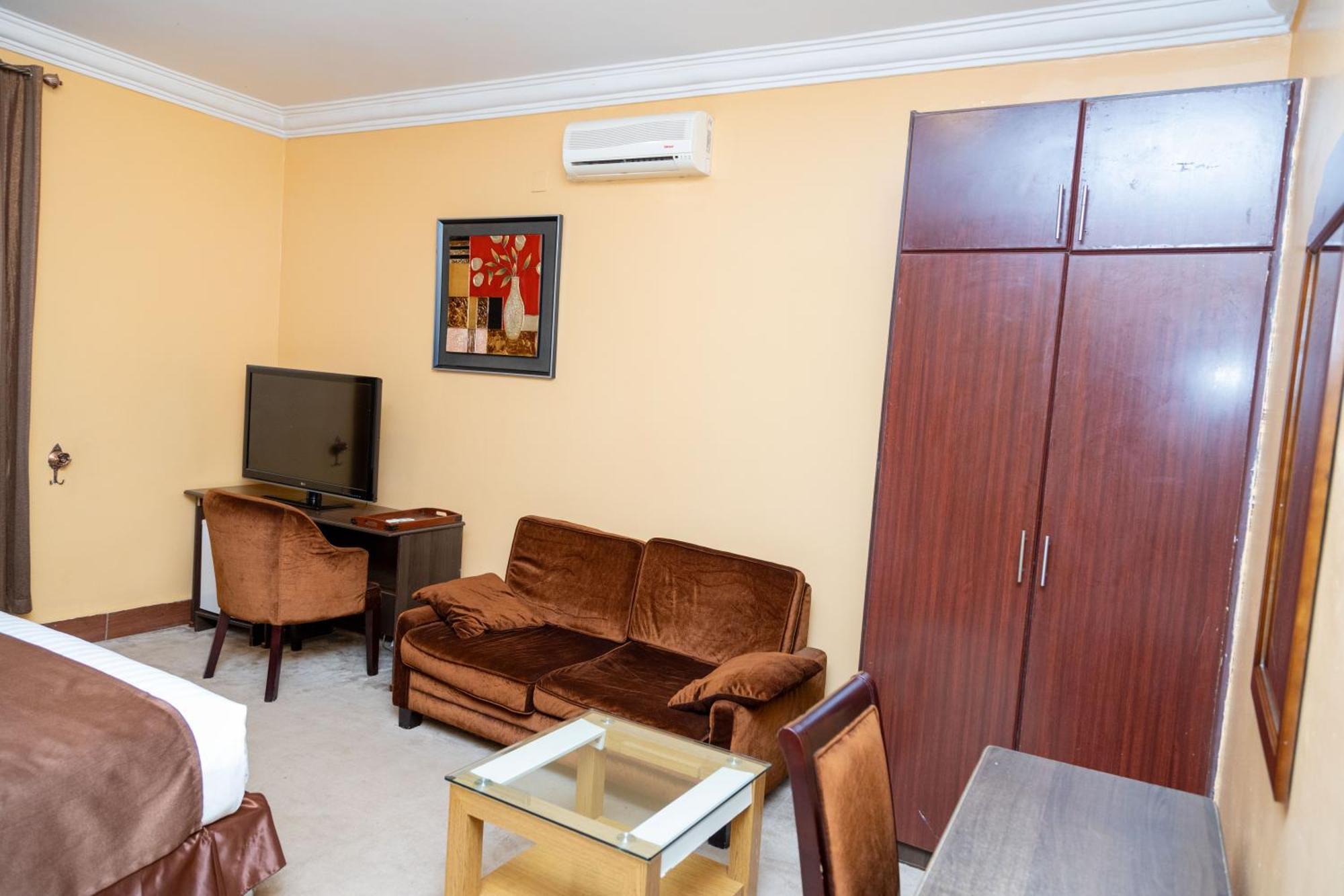 The Country Inn By Smart Haven Kigali Ngoại thất bức ảnh